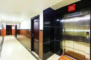 Zo Majestic Railway Station Hotel